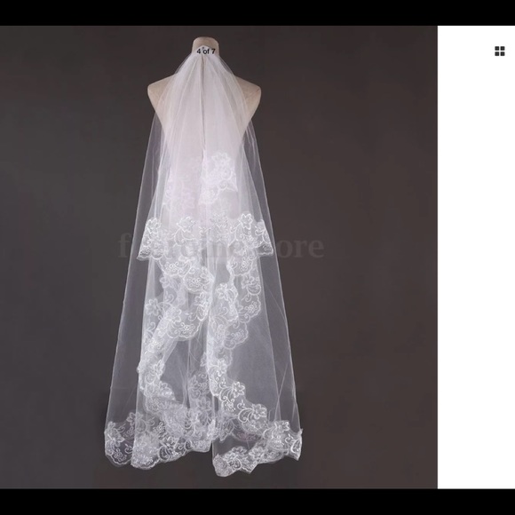 NEW Beautiful veil with lace trim no comb - Picture 4 of 7